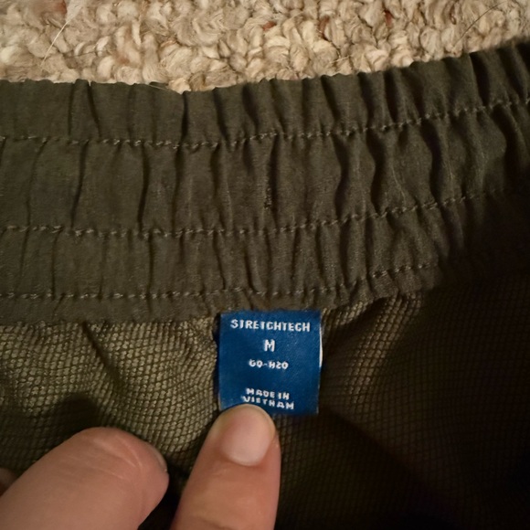 NWOT Old Navy men’s elastic waist shorts size M - Picture 4 of 6